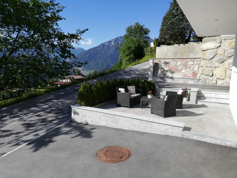 Terrasse mit Bergblick2